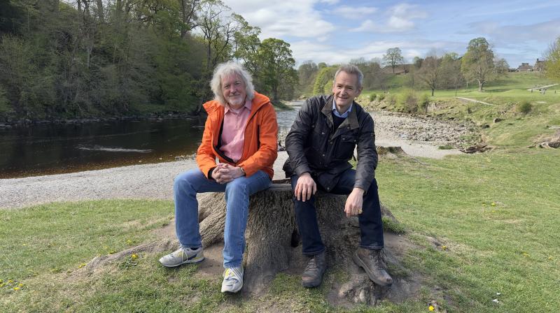 Alexander Armstrong explores Perfect Pub Walks 
