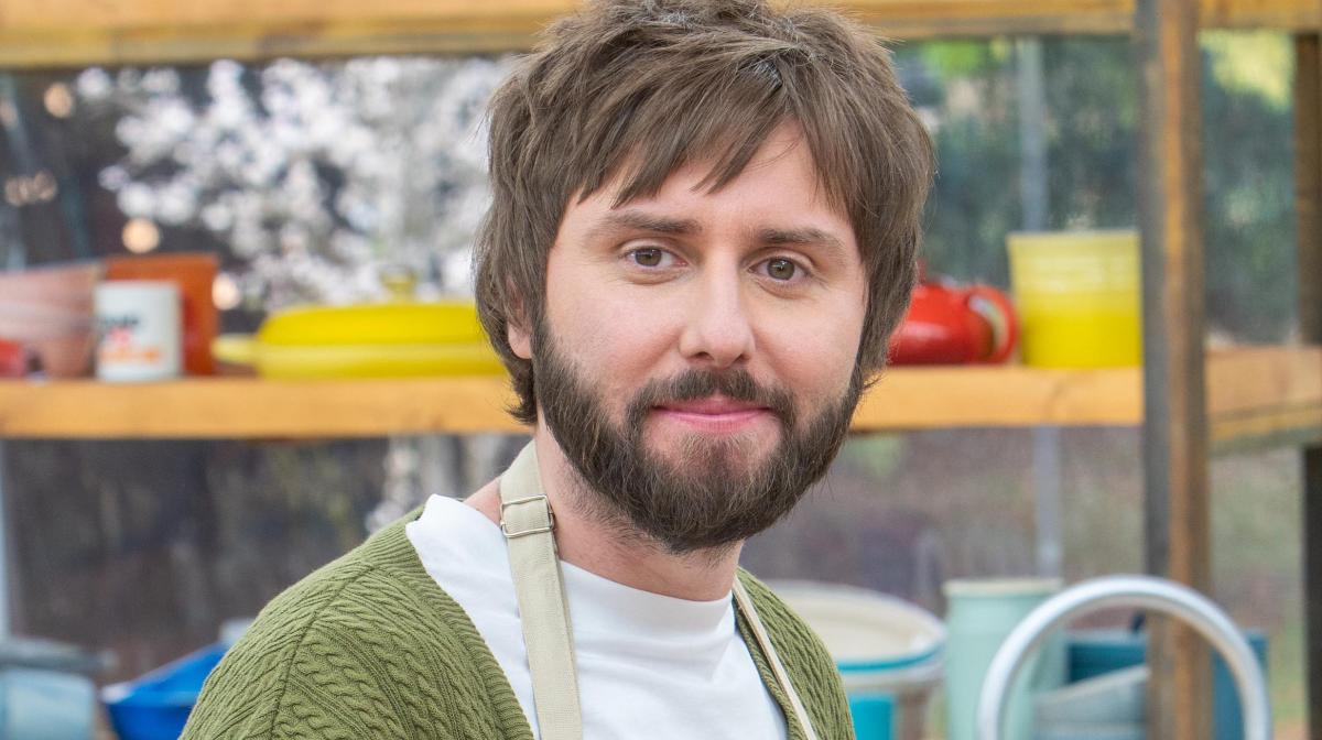 Bake Off SU2C - James Buckley
