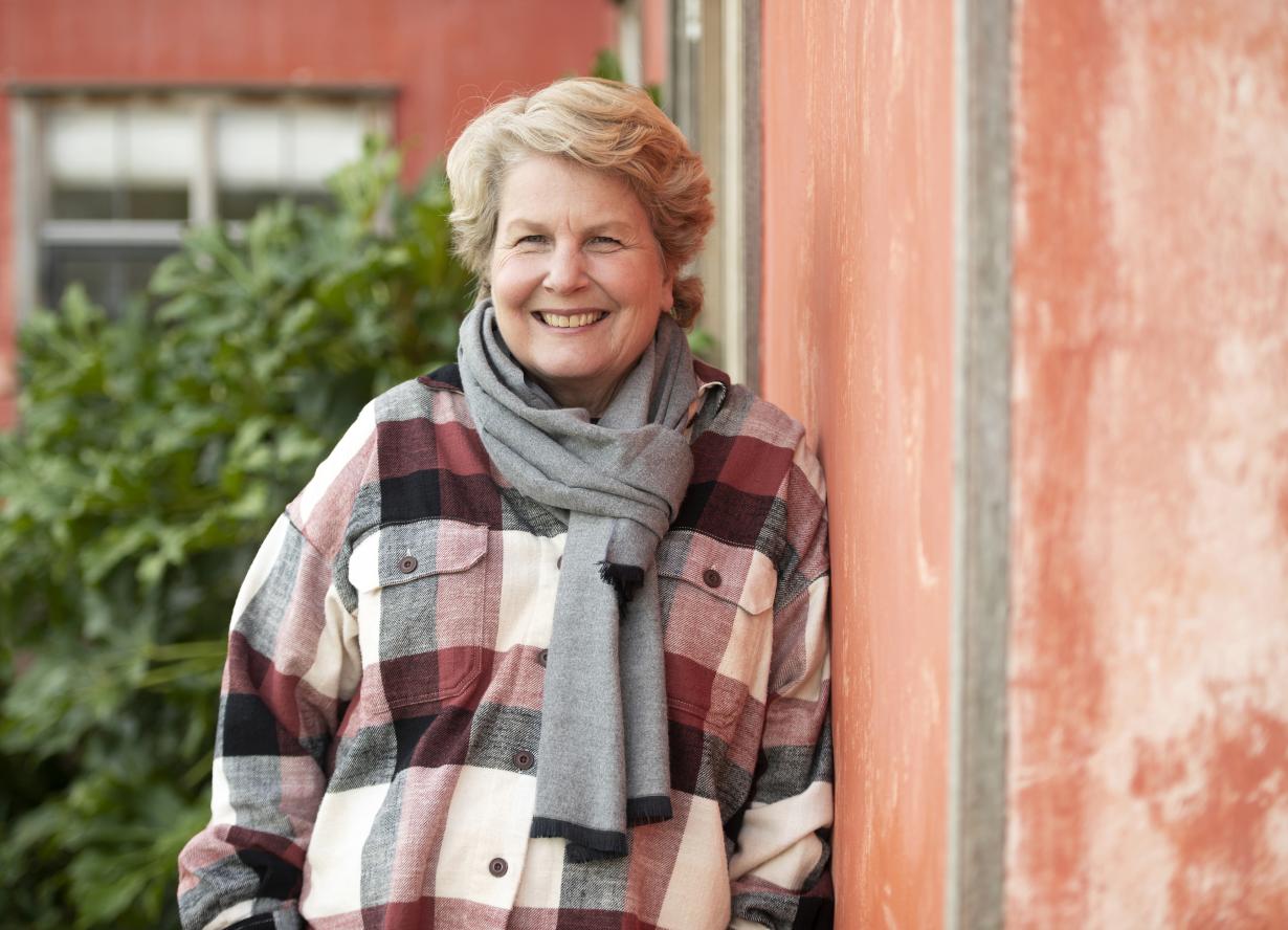 Extraordinary Escapes with Sandi Toksvig 