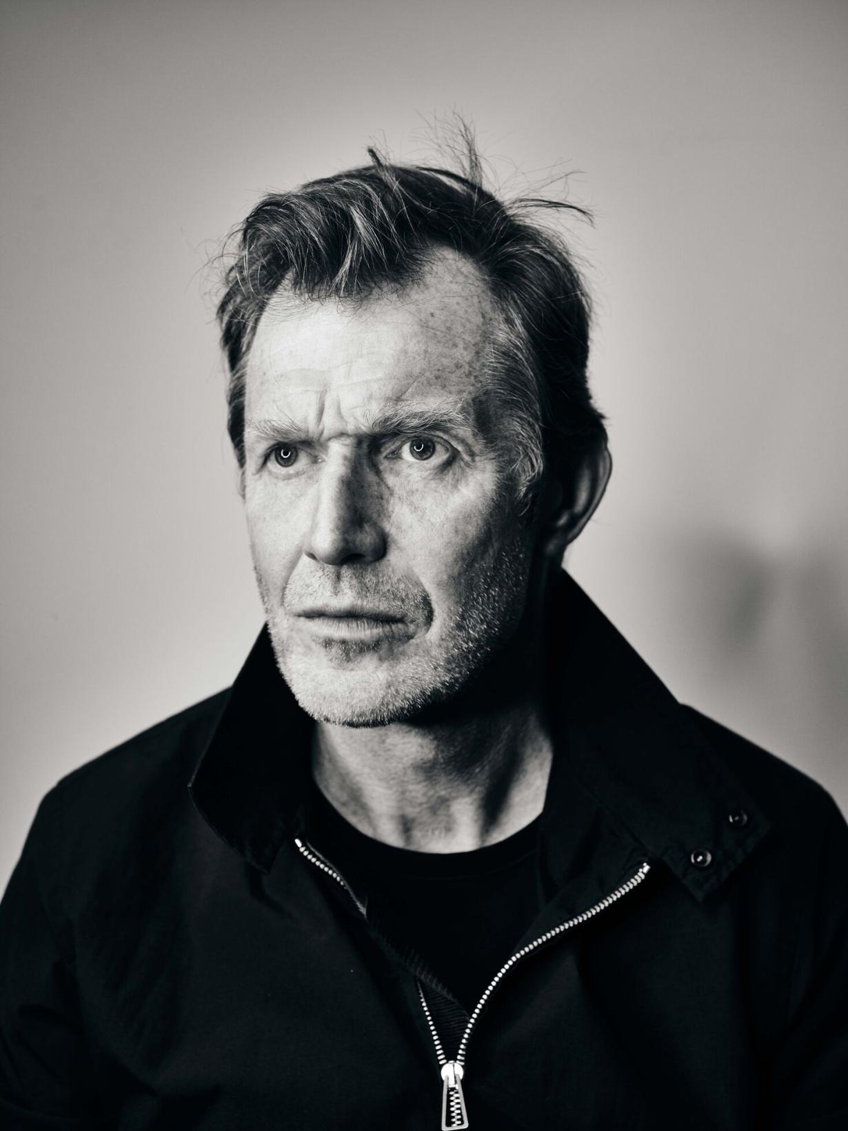 Headshot of Jason Flemyng 